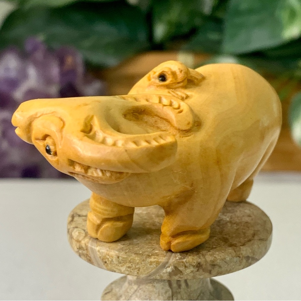 Ox Water Buffalo Netsuke Figurine Hand Carved Boxwood Wooden Animal Carving 2.8" - Picture 6 of 14